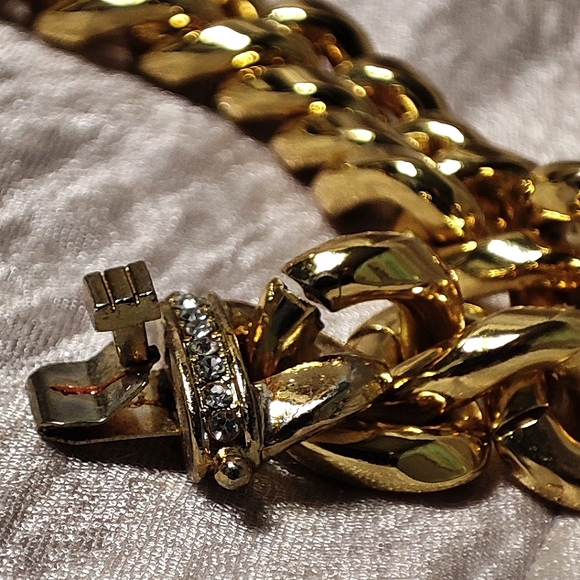 Cuban Chunky Heavy Link Gold Tone Chain Necklace Rhinestone Encrusted Box Clasp - Picture 9 of 15